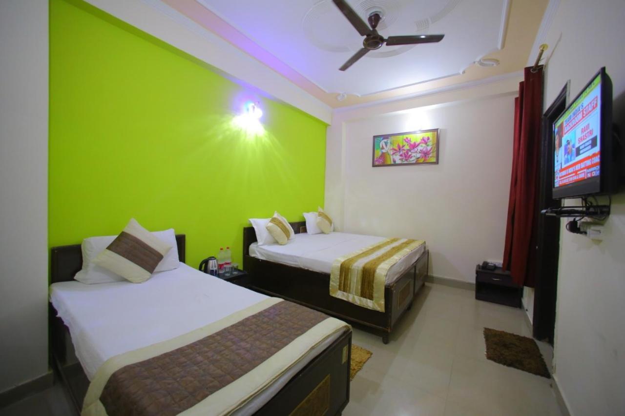 Hotel Qualia Suites At Delhi Airport Nueva Delhi Exterior foto