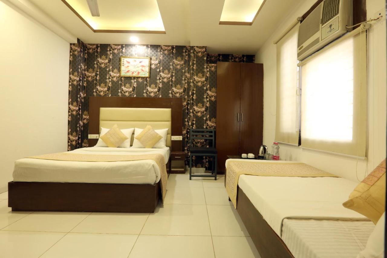Hotel Qualia Suites At Delhi Airport Nueva Delhi Exterior foto